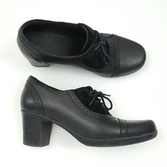 clarks heeled booties